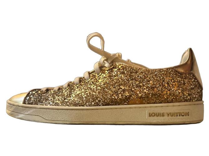 Baskets Louis Vuitton FrontRow Dorées à Paillettes Beige
