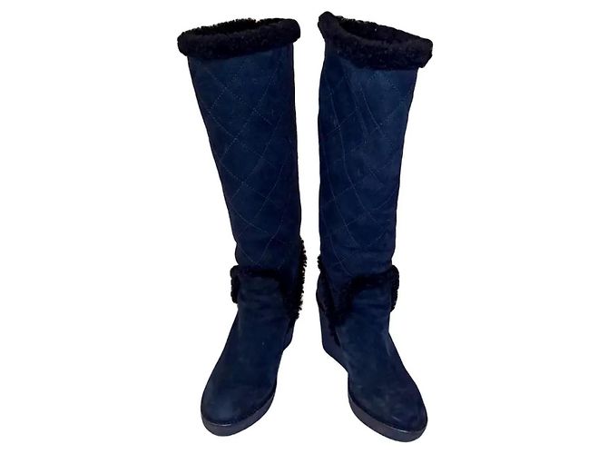Moncler Black Suede Winter Boots Lambskin Lining