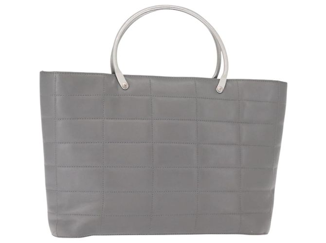 CHANEL Bolsa de Mão Choco Bar em Couro de Cordeiro Cinza Prata CC Auth bs30369 Marrom