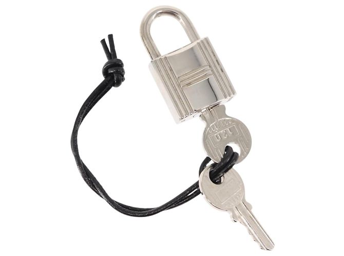 Hermès HERMES Cadena Padlock metal Silver Auth hk3165 Silvery