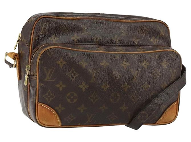 LOUIS VUITTON Bolsa de Ombro Monogram Nile M45244 LV Auth 152099 Monograma