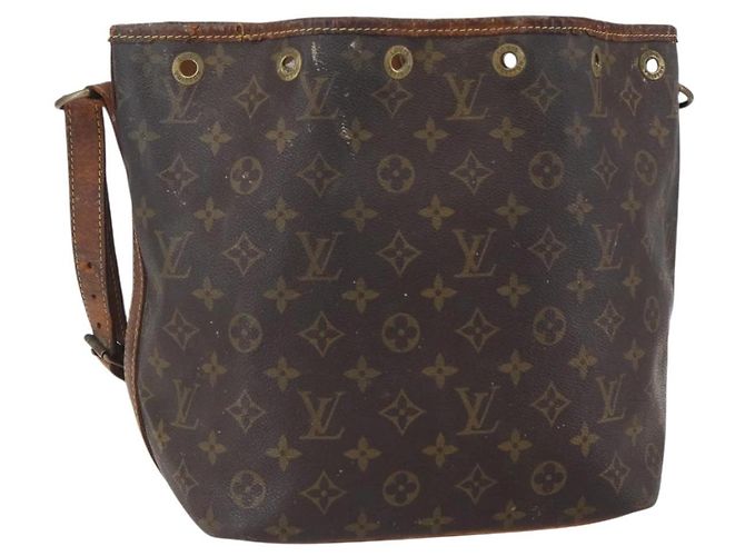 Noe LOUIS VUITTON Bolsa de Ombro Monogram Petit Noé M42226 LV Auth 149034 Monograma
