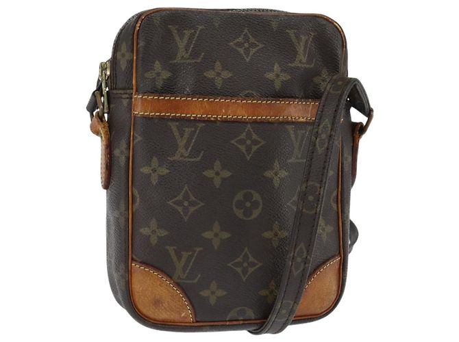 LOUIS VUITTON Bolsa de Hombro Monogram Danube M45266 LV Auth BA7395 Monograma