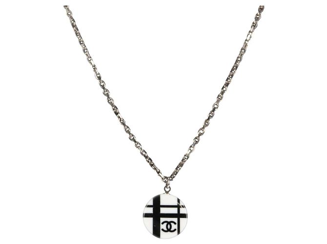 Collar CHANEL metal Plata CC Auth 130689M