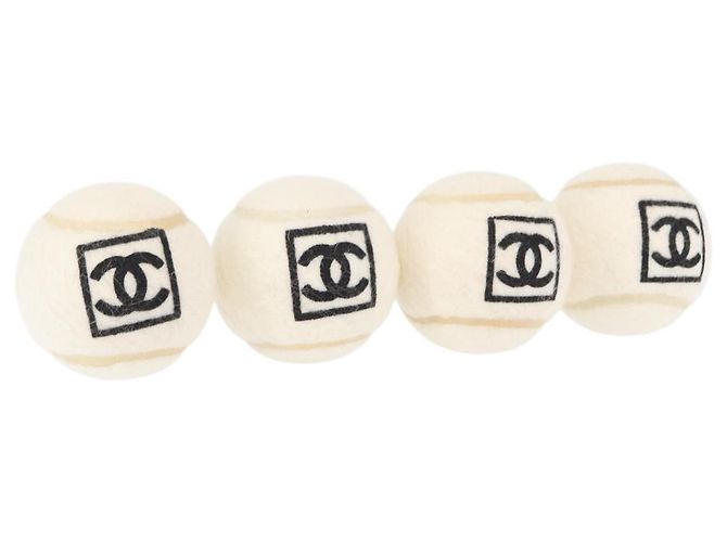CHANEL Set de 4 Pelotas de Tenis Blancas CC Auth 155098V Blanco
