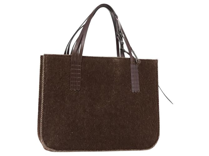 CHANEL Tote Bag Wolle Braun CC Auth 145717