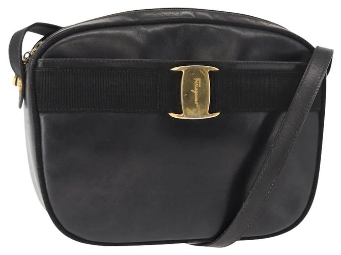 Borsa a Spalla Vala in Pelle Nera e Oro Salvatore Ferragamo Auth BA7320 Nero D'oro