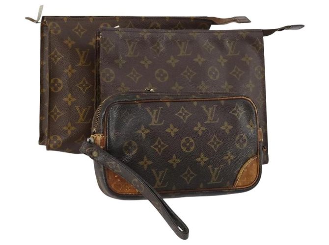 LOUIS VUITTON Bolsa Clutch Monograma 3 Conjunto LV Auth 154543