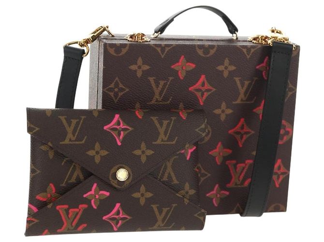 COFFRE MOBILE LOUIS VUITTON Monogram Fall In Love LV Auth 144827SM Monogramme