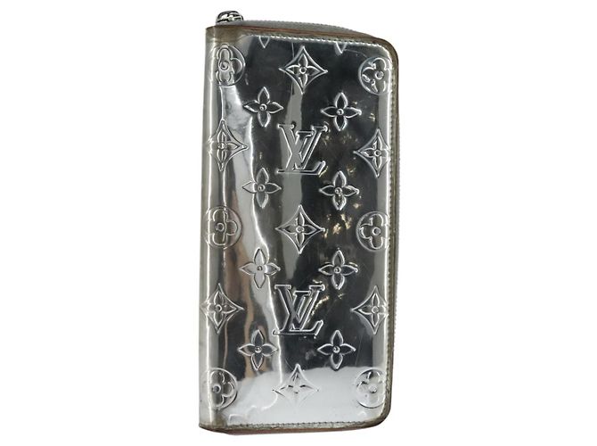 Carteira Zippy Espelho Vertical Louis Vuitton Prata M80808 Autêntica bs30443