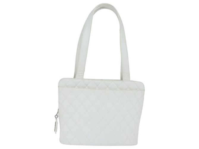 CHANEL Bolsa Tote Matelassé Couro Caviar Branco CC Auth bs30478