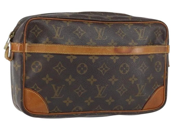 LOUIS VUITTON Pochette Compiegne 28 M51845 LV Auth 152104 Monogramma
