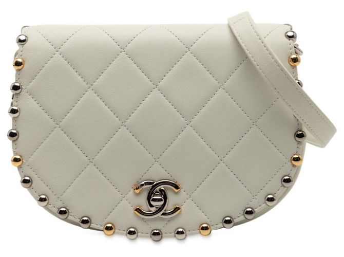 Bolsa de ombro Chanel Matelassé Coco Mark com corrente Branco