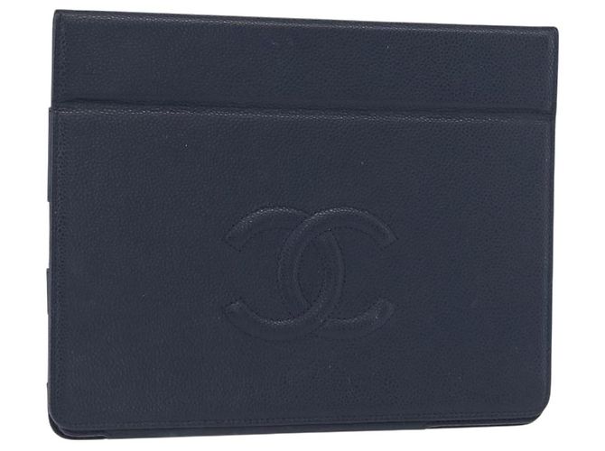 Custodia per iPad CHANEL in pelle caviar blu navy CC Auth BA8862