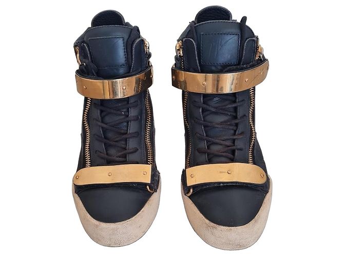 Giuseppe Zanotti Coby Bar