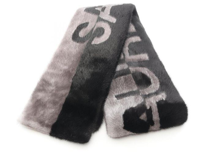 Xale de pele de marta Yves Saint Laurent Marrom Preto