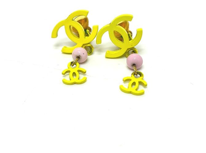 Brincos de metal de dupla camada marca Coco A21871 03S da Chanel Rosa Amarelo