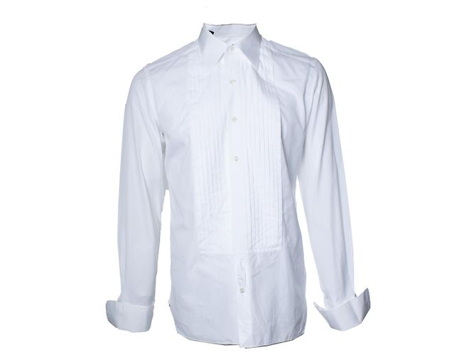 Tom Ford, camisa de esmoquin con pliegues en blanco