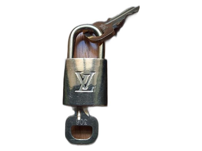 Candado Louis Vuitton 306 Dorado