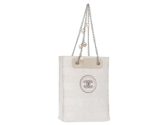 Bolsa de Ombro com Corrente CHANEL Nylon Branco Prata CC Auth 159317SAM
