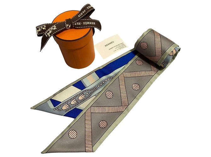Bufanda de seda Twilly Balade en Berline de Hermès Multicolor
