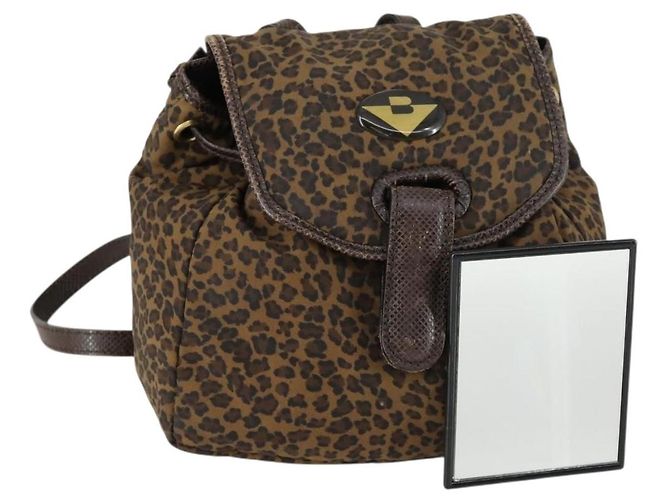 Autre Marque Mochila de nylon marrom e dourado Auth yk20025 da BOTTEGA VENETA