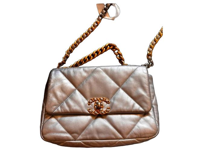 Chanel 19 Lammleder Handtasche Silber