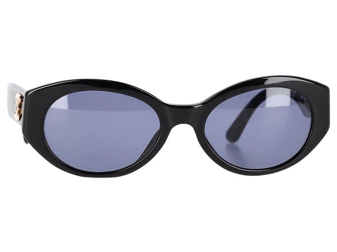 Timeless Gafas de sol ovaladas CC de Chanel en acetato negro