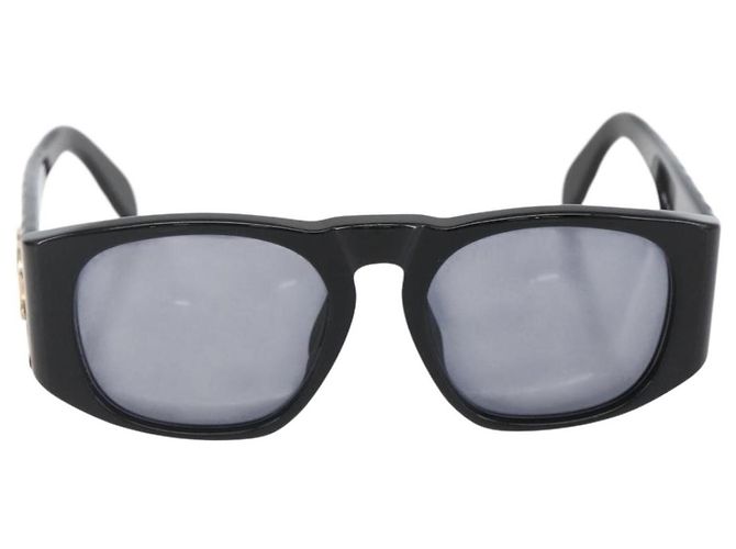 Gafas de sol acolchadas con logo CC de Chanel en plástico Negro