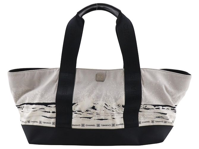 Chanel Handtasche Hochsommer Schwarz