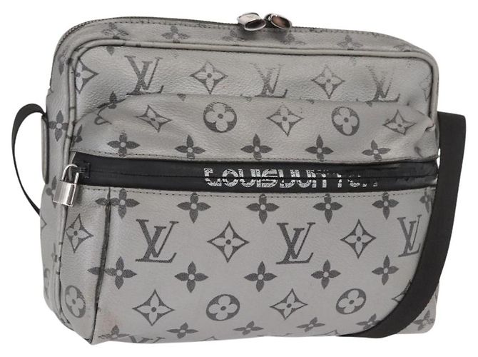 LOUIS VUITTON Bolsa Messenger PM Monogram Reflect Plata M43859 LV Auth bs31079
