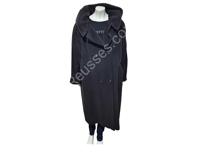 Casaco Max Mara Weekend Modelo PAONE em Muito Bom Estado