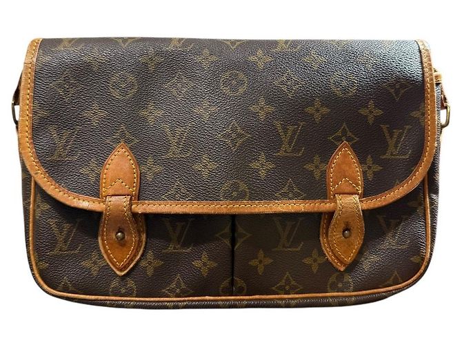 Sac à épaule Gibeciere MM Monogram Louis Vuitton Marron