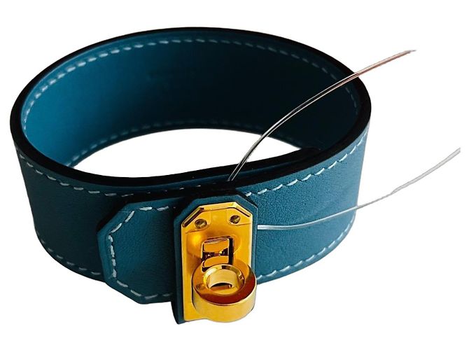 Hermès Kelly Swift Bracelet Blue Leather 
