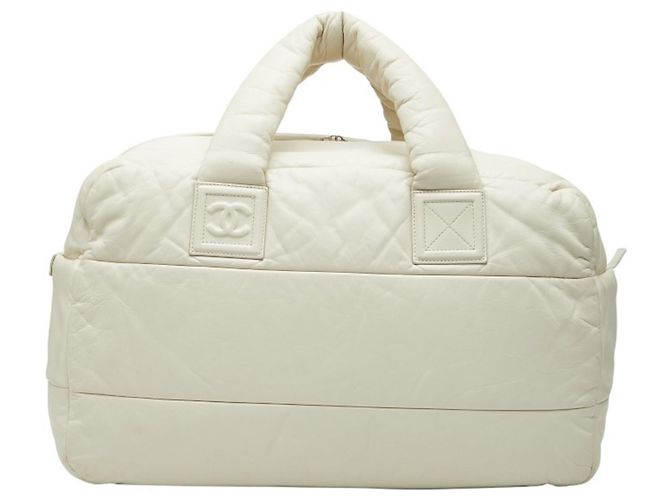 Bolsa Boston Coco Cocoon da Chanel Branco Cru