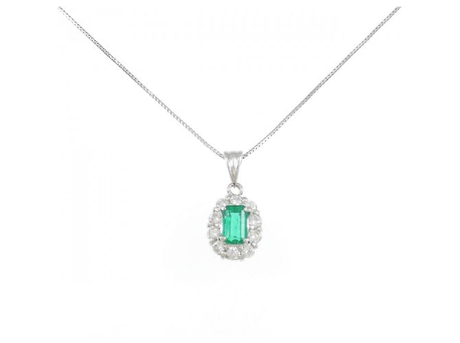 Autre Marque Platin-Emerald-Halskette Grün