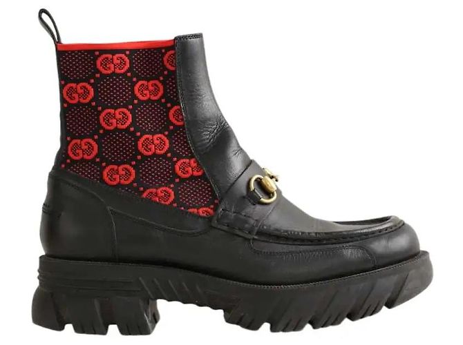 Gucci Black leather boots