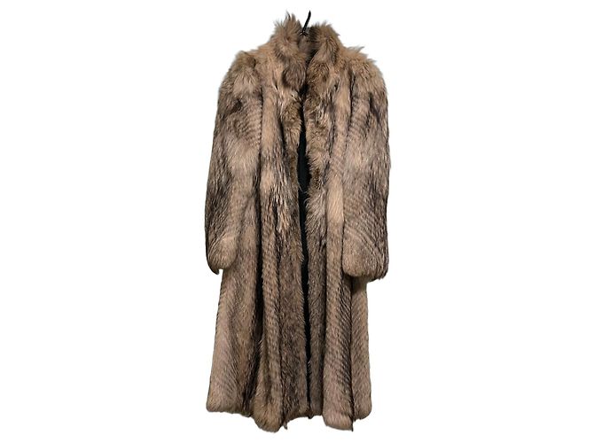 Autre Marque Abrigo de piel beige