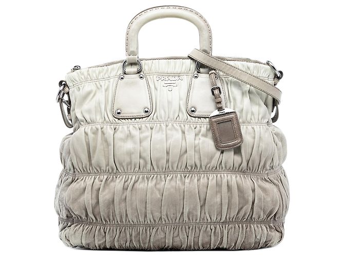 Bolsa Prada em Nappa Cinza Gaufre Ombre Marrom