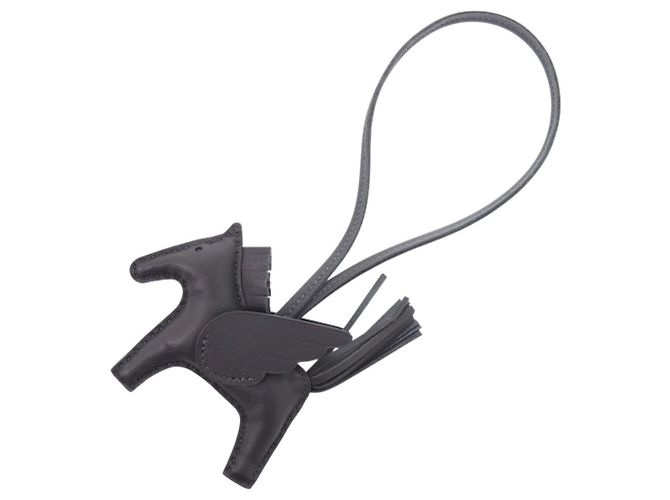 Chaveiro Charm Rodeo Pegasus PM Hermès Cinza