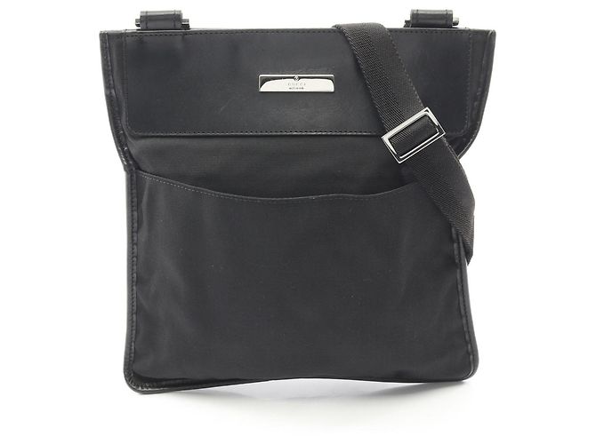 Schwarze Schultertasche von Gucci