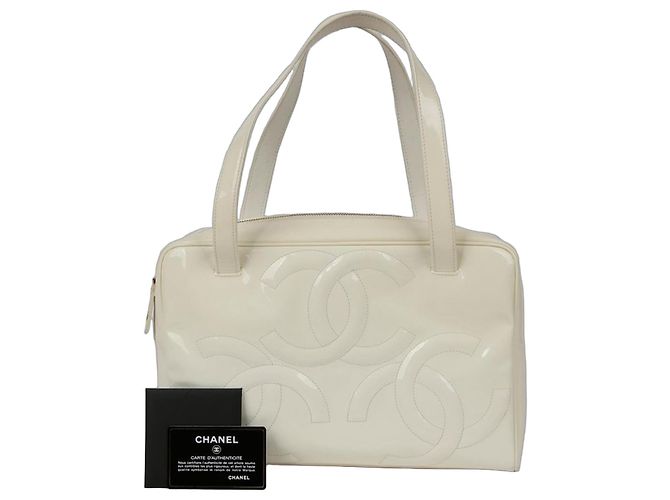 Bowling Chanel Bolsa de boliche com logo Triple CC Branco
