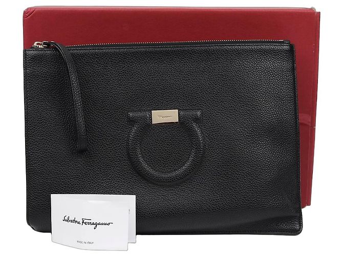 Salvatore Ferragamo Clutch com alça Gancini Preto
