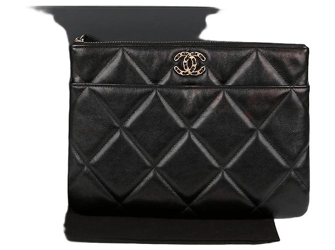 Chanel Clutch Media Nero