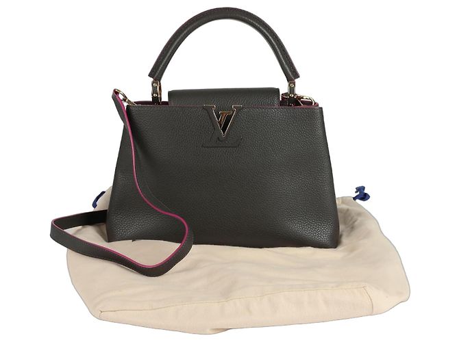 Louis Vuitton Bolsa Tote e de Ombro Capucines MM Marrom