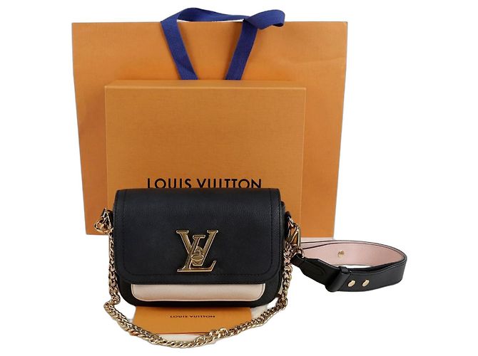 Louis Vuitton Bolso cruzado Lock Me Tender Negro