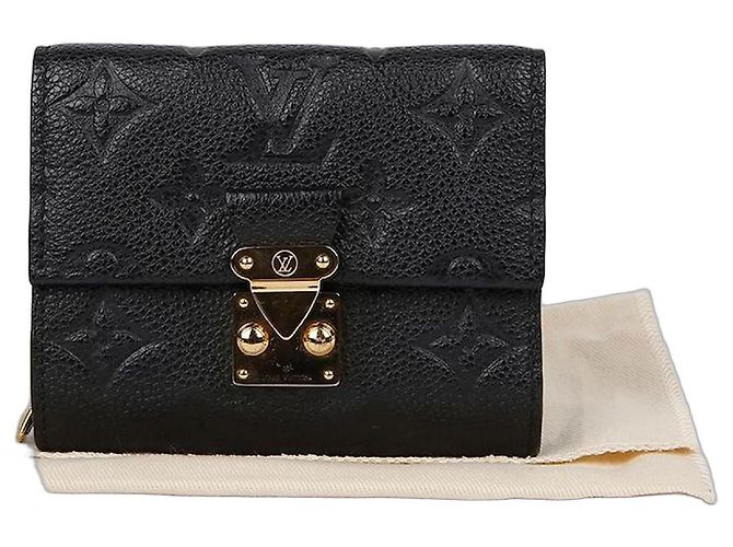 Louis Vuitton Metis Compact Wallet Black