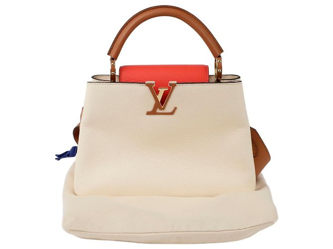 Louis Vuitton Bolsa de Ombro Capucines BB Marrom