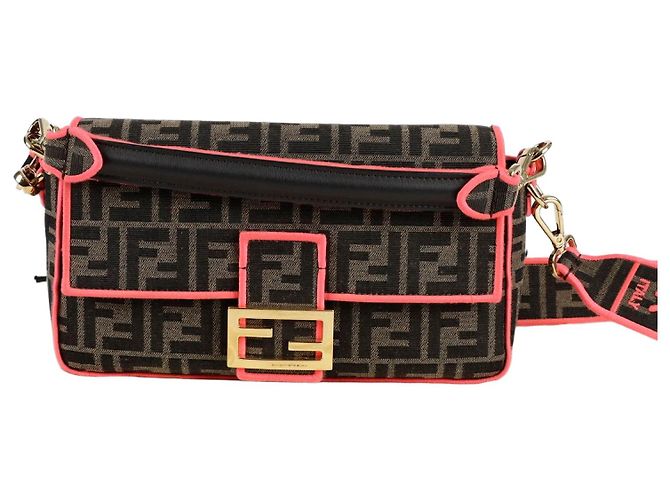 Fendi Baguette Medium Schultertasche Braun