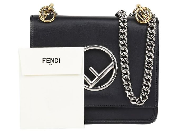 Fendi Borsa a tracolla Kan Eye Small Nero
